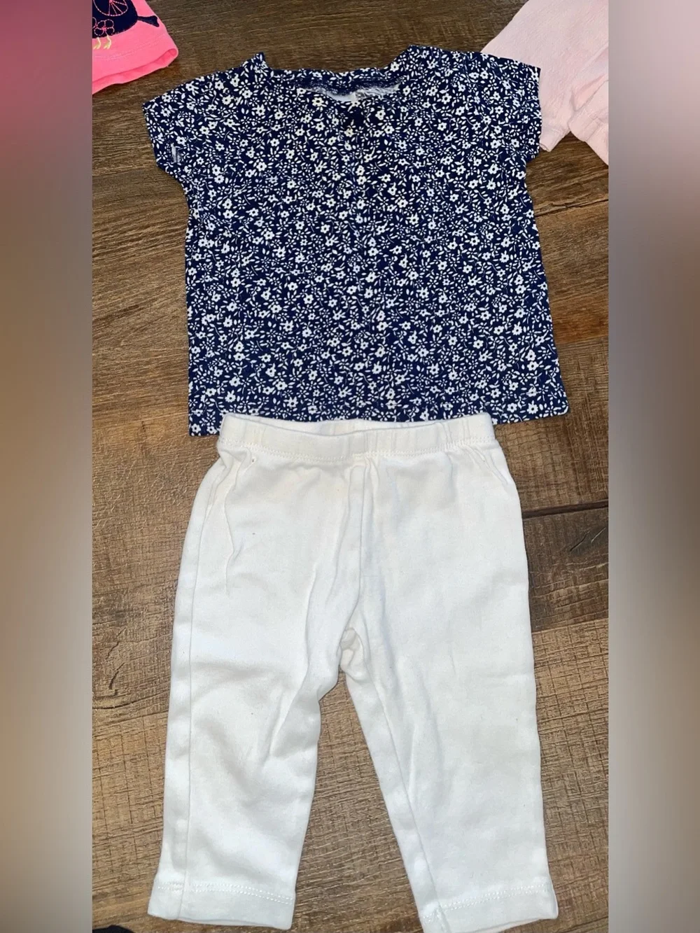 Girl’s Size 6 Months Carter’s Lot (23 Items) Great Condition